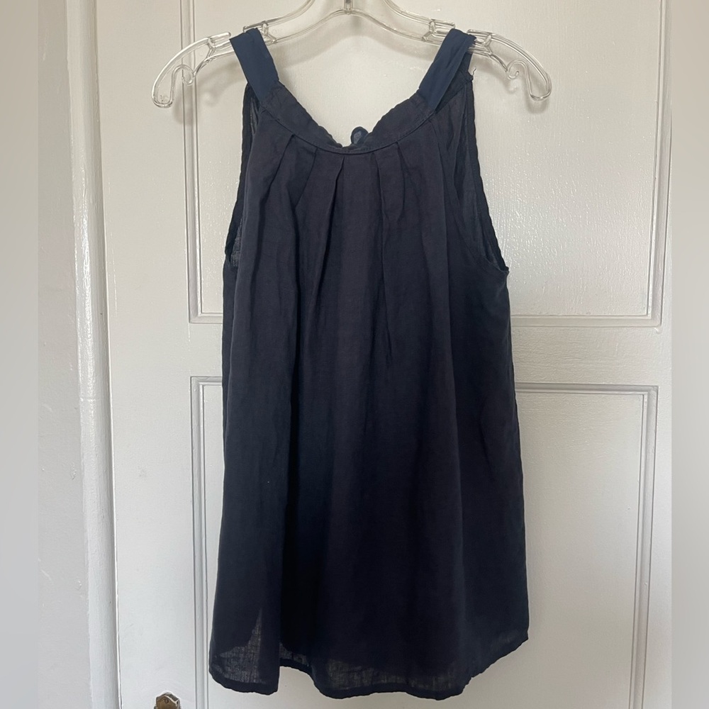 Bellambra sleeveless 100% linen blouse